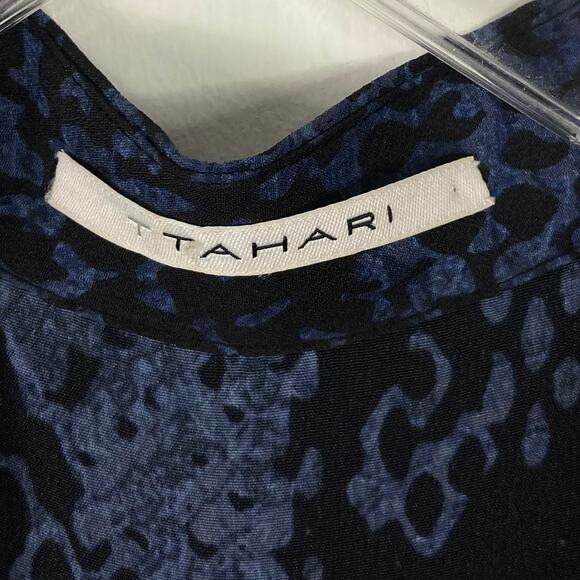 NWOT TAHARI Top S Black-Blue Snakeskin Pleated Snaps Long-Sleeve Henley Crepe - Picture 3 of 10